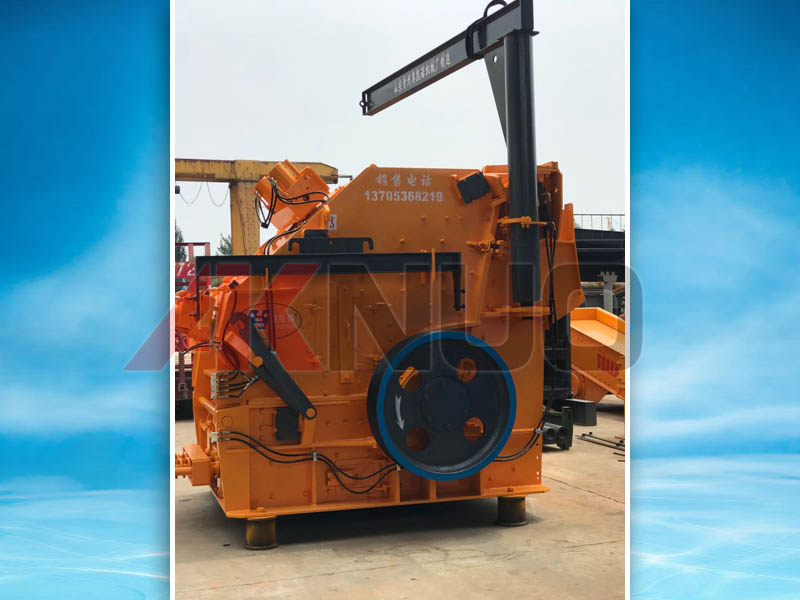 反擊式破碎機(jī) 反擊式破碎機(jī)